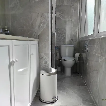 Gades Quarto em Acomodações Particulares *