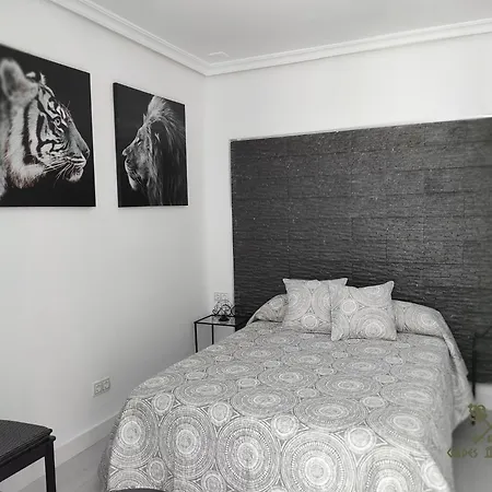 Gades Homestay *